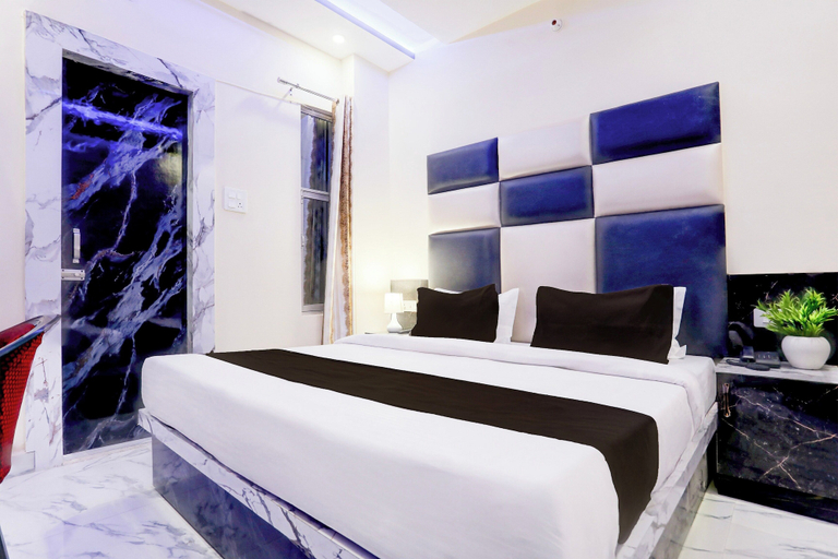 Room 4, Super OYO Collection O Subedarganj, Kaushambi