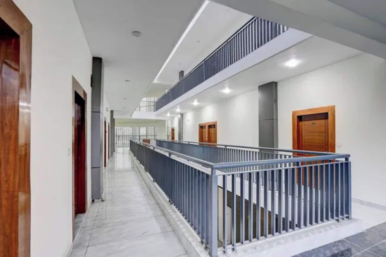 Lobby 1, Fabhotel Royal Inn, Gautam Buddha Nagar