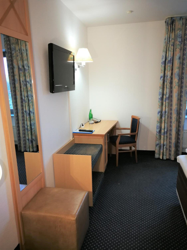 Exterior & Views 2, Hotel NearBy, Region Hannover