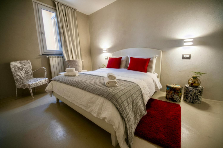 Bedroom 2, Signature Design & Panoramic Views, Pistoia