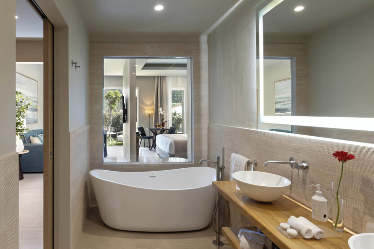 Bathroom 5, L'Ea Bianca Luxury Resort, Olbia-Tempio