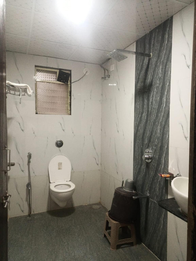 Bathroom 4, Seashell Retreat, Raigarh