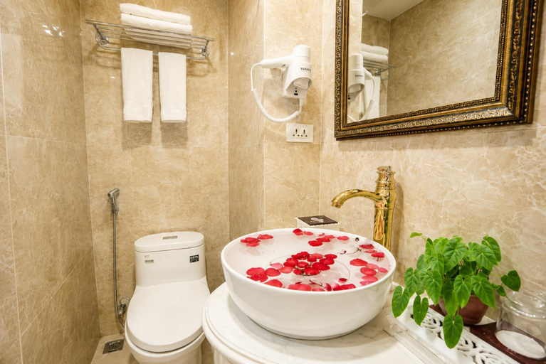 Bathroom 4, Golden Sail Hotel & Travel, Hoàn Kiếm