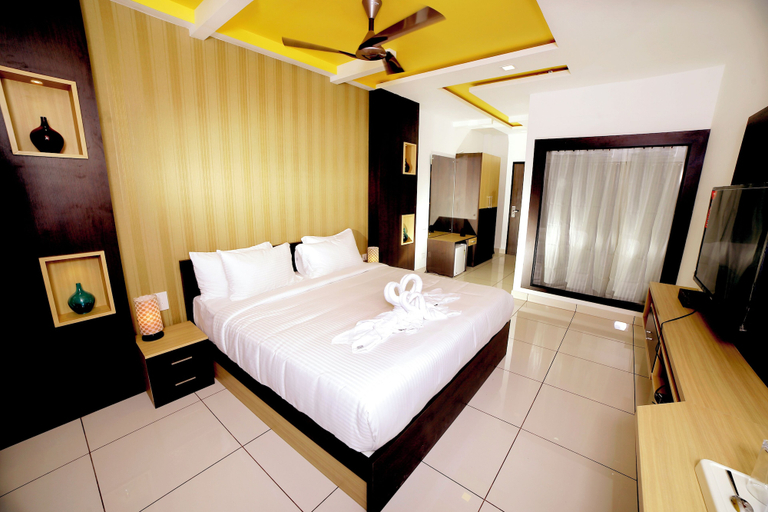 Room 5, Nova Grand Canyon Hotel and Banquet Hall, Ernakulam