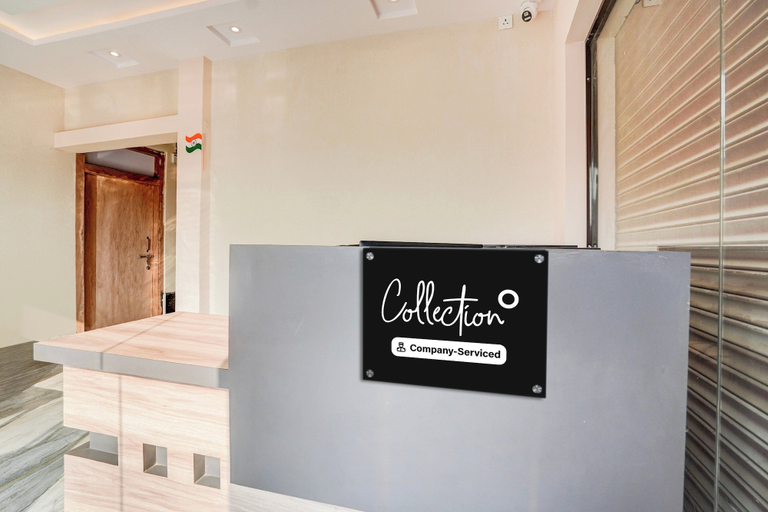 Lobby 2, Collection O Salori, Kaushambi