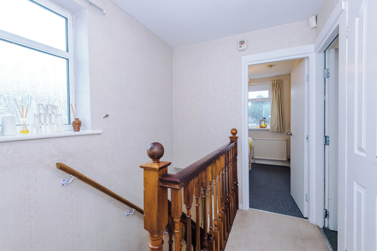 Room 3, Spacious 3 Bedroom Home in Westhoughton, Bolton