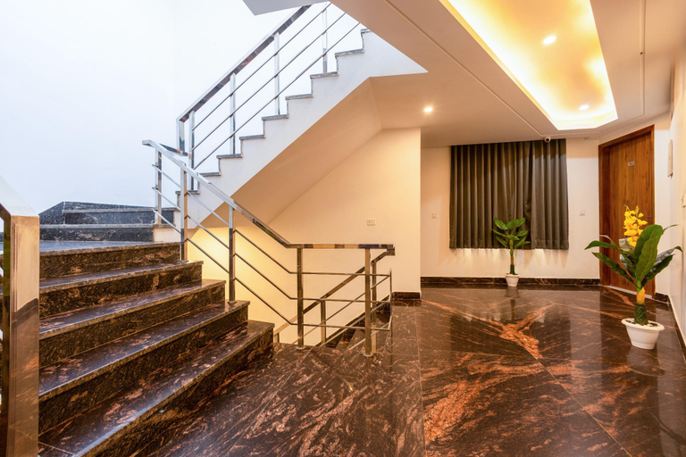 Public Area 2, Hotel De Clark Residency Delhi Airport, Delhi