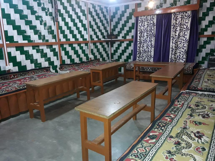 Others 3, Vamoose Royal Barsey, West Sikkim