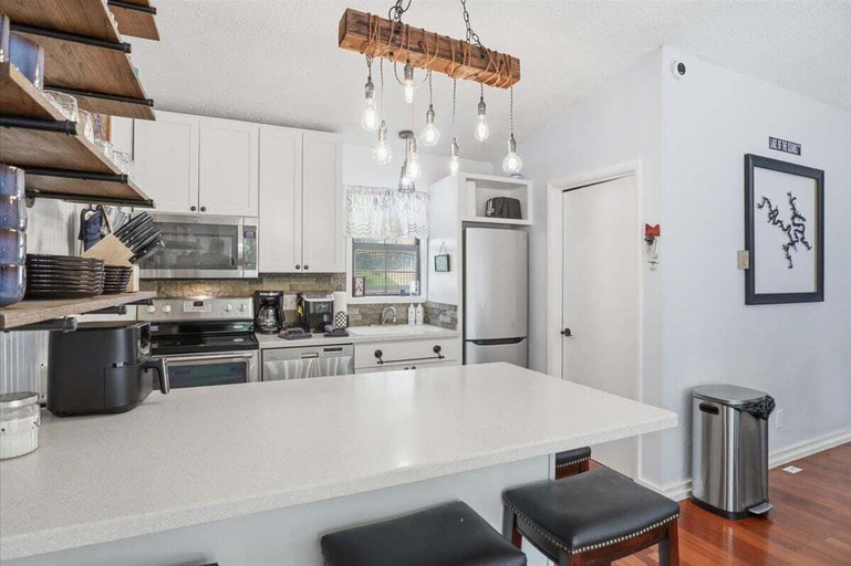 Private kitchen 5, Private Dock, Boat Launch, Fire Pit & Lake Views, Morgan
