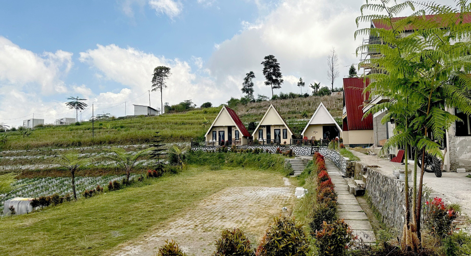 Property grounds 3, Telagamenjer ID Villa, Wonosobo