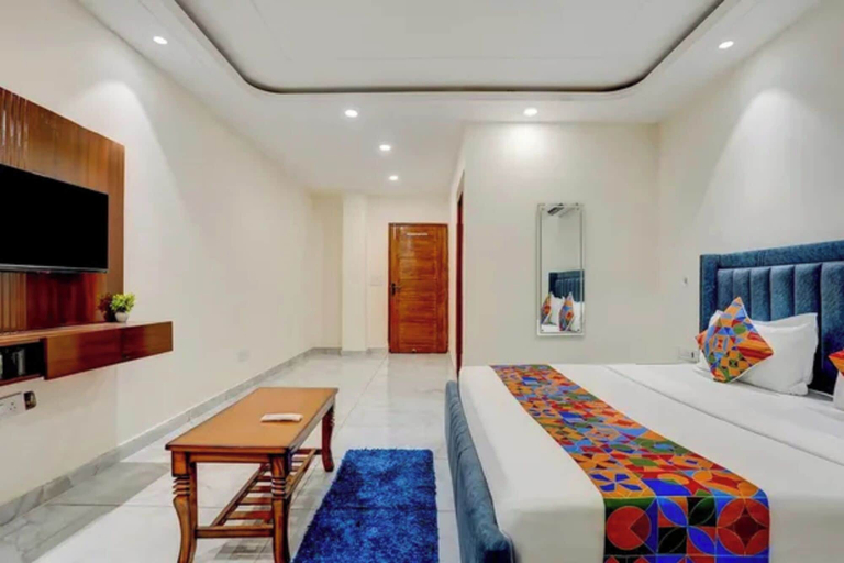 Room 5, Fabhotel Royal Inn, Gautam Buddha Nagar