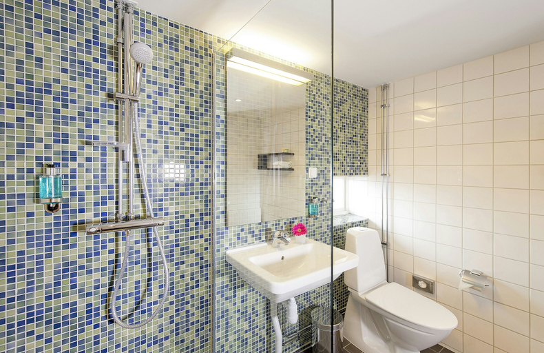 Bathroom 3, Good Morning+ Malmo, Malmö