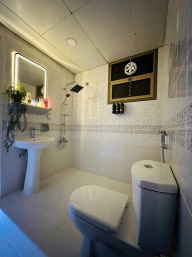Bathroom 5, Sunrise Inn by Lavish Hub, Abu Dhabi City