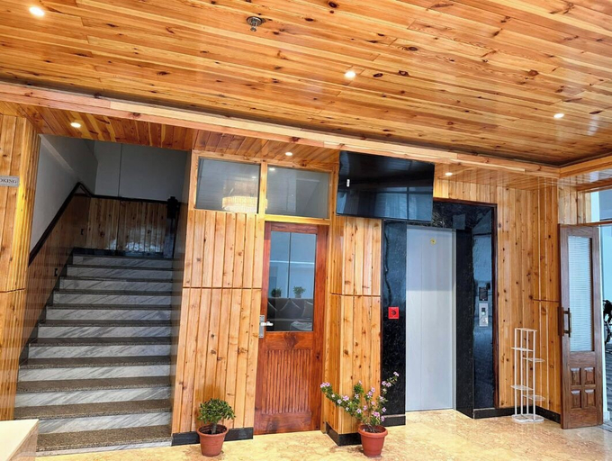 Reception 2, Hotel Indradhar, Kangra