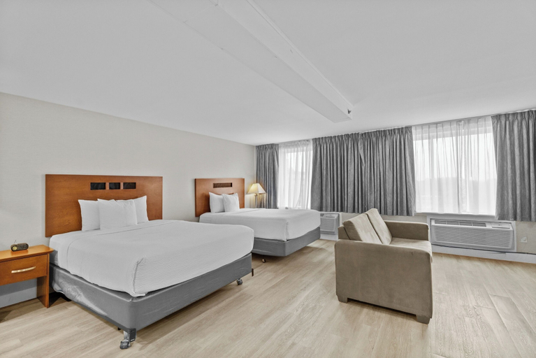 Bedroom 3, Ramada Plaza by Wyndham Montreal, Montréal