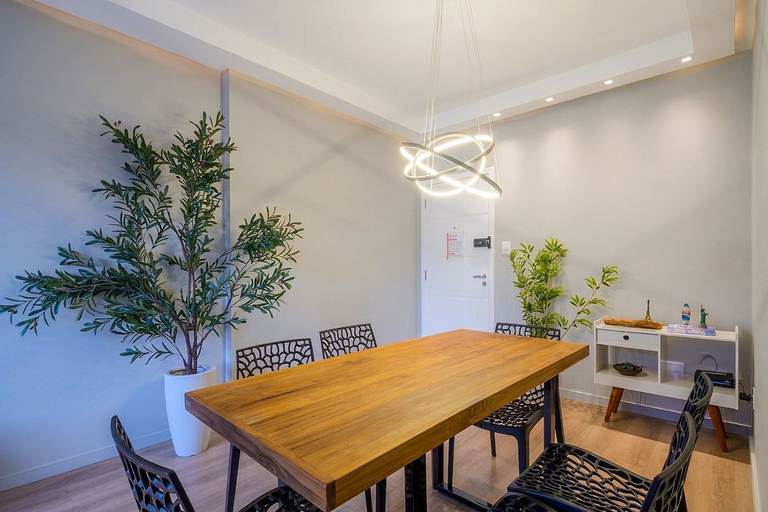 Dining 4, Charming Apartment in Downtown Floripa Edc402, Florianopolis