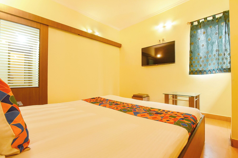 Room 4, Fabhotel Tiger Inn, South 24 Parganas