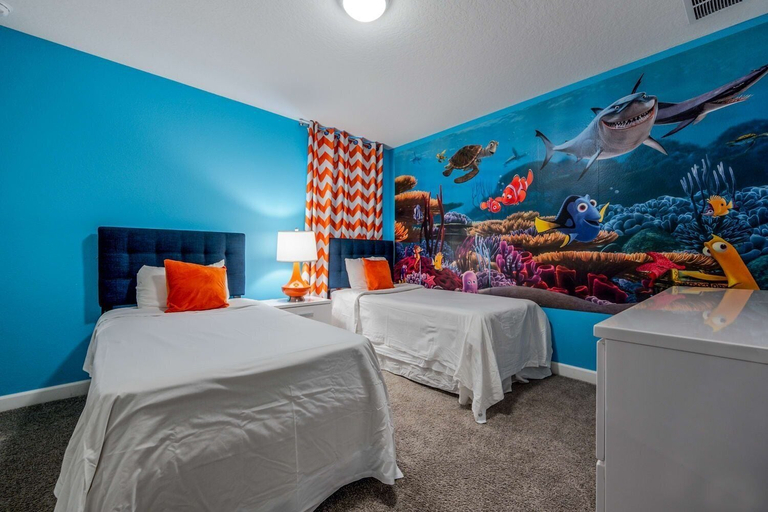 Room 4, 8-bedroom House - Championsgate With Pool, Osceola