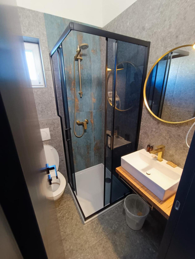 Bathroom 3, Stipe, Pakoštane