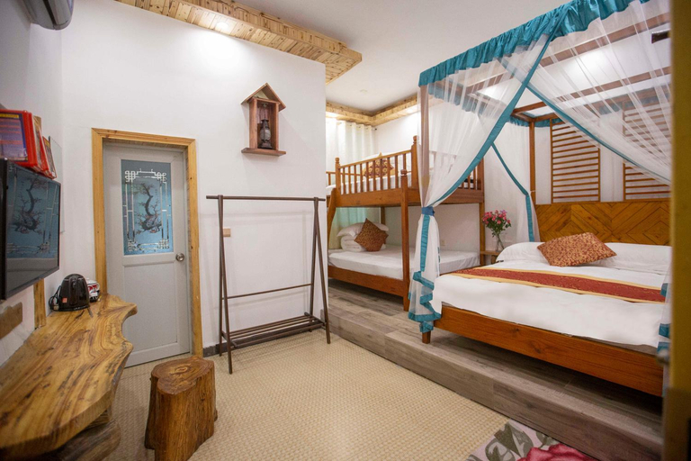 Bedroom 4, Yuping Inn, Zhangjiajie