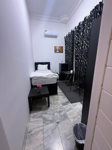 Room 3, Four Stars Residence, Dubai