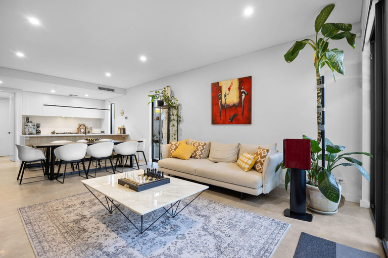 Room 4, Magnificent Mt Lawley A Stunning Sepal Stay, Perth