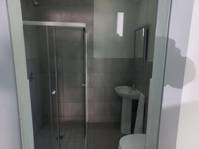 Bathroom 3, Triple9 Guesthouse, City of Tshwane