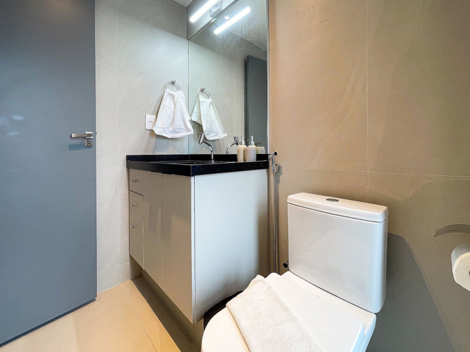 Bathroom 3, At Self by Hosppedar, João Pessoa