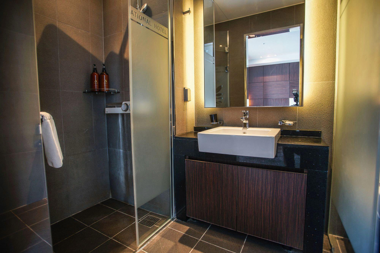 Bathroom 4, International Hotel Youngjong, Jung