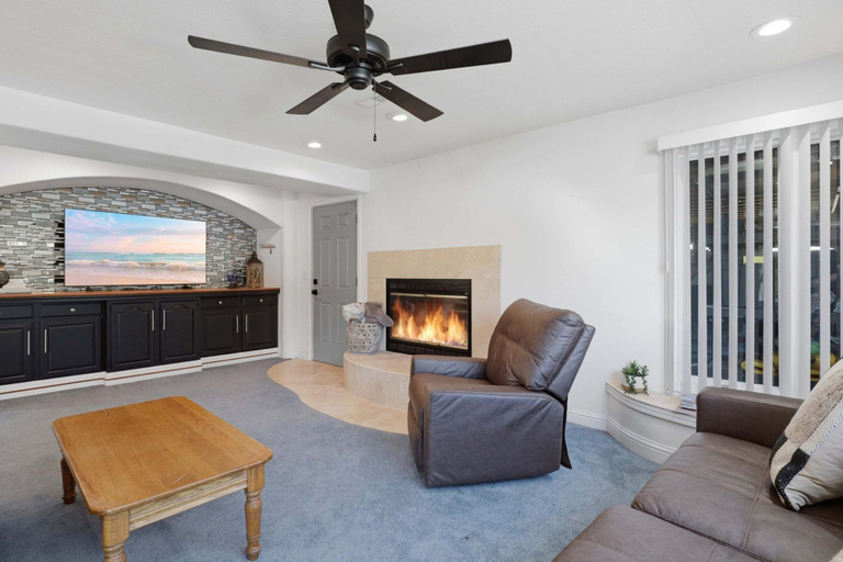 Living area 5, Lakefront Cove Retreat With Private Dock, Slide & Room to Gather, Morgan