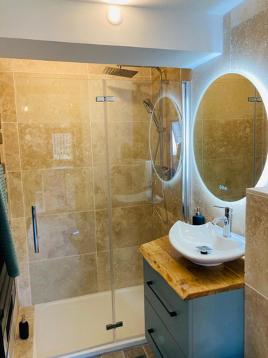 Bathroom 2, Appart'Hotel au Pradet, Var