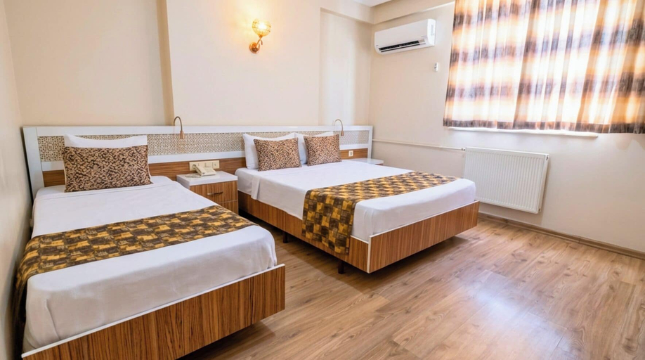 Bedroom 3, Grand Gulizar Hotel, Merkez