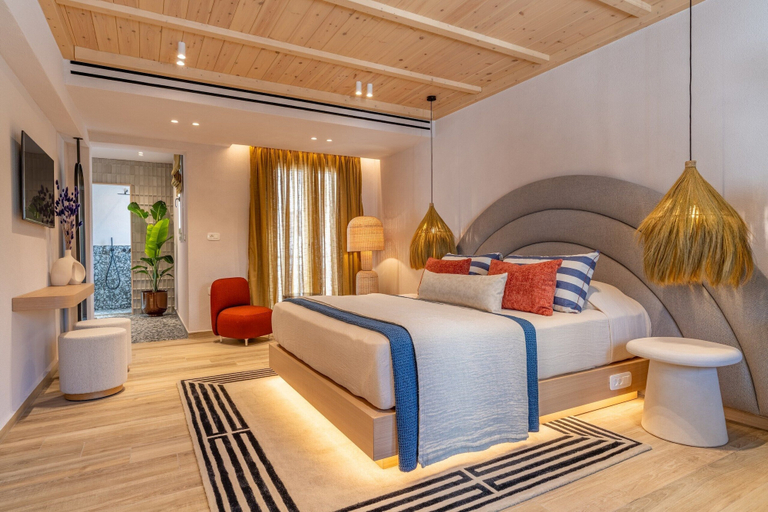 Room 1, Naxian Nest suites & houses, South Aegean