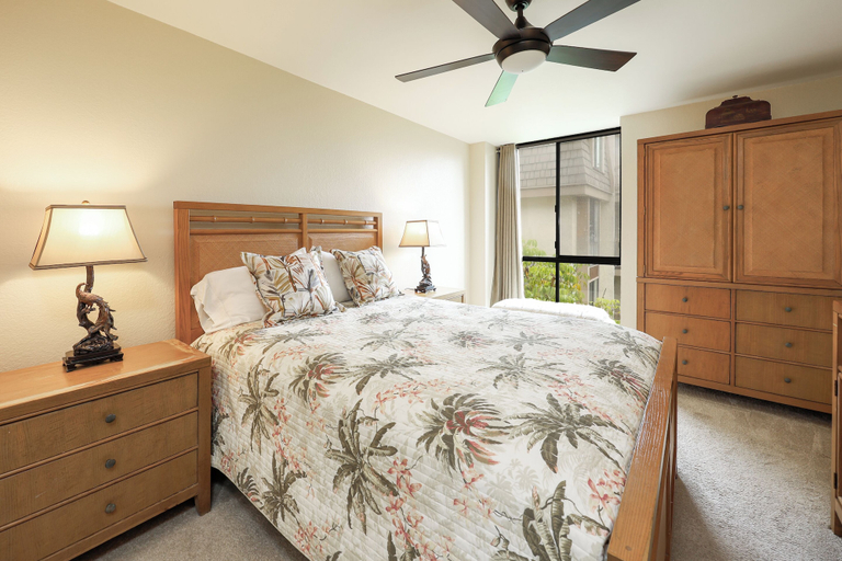 Room 2, Enjoy Beautiful Views in This New One Bedroom Unit, San Diego