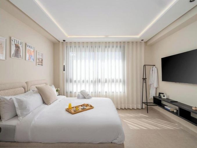 Room 2, The deck by goodmove, Casablanca