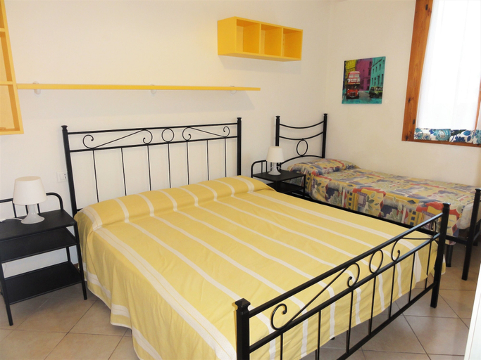 Room 2, Great Flat in a Villa With Pool, Venezia