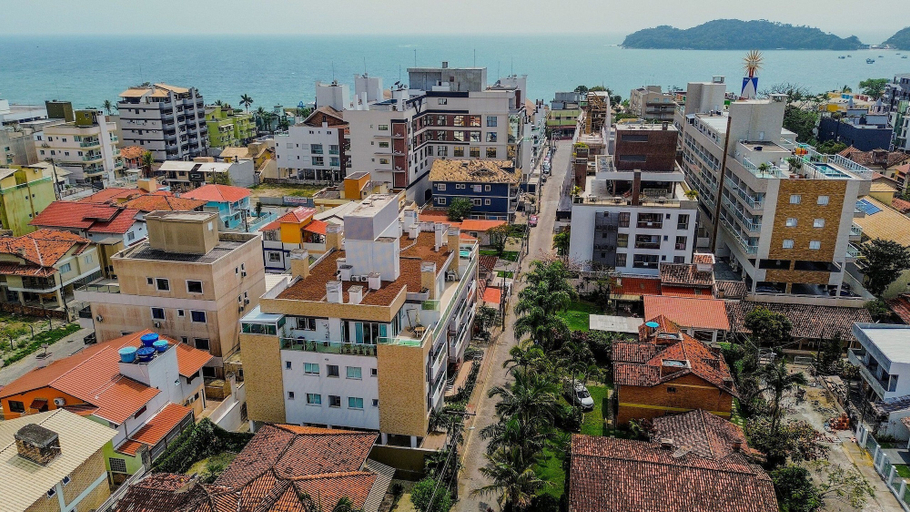 Aerial view, Porto Fino by LikeHome, Bombinhas