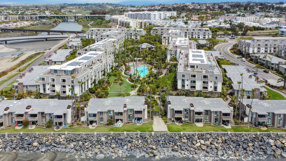 Exterior 4, One Bedroom Unit With Beautiful Ocean Views From Balcony!, San Diego