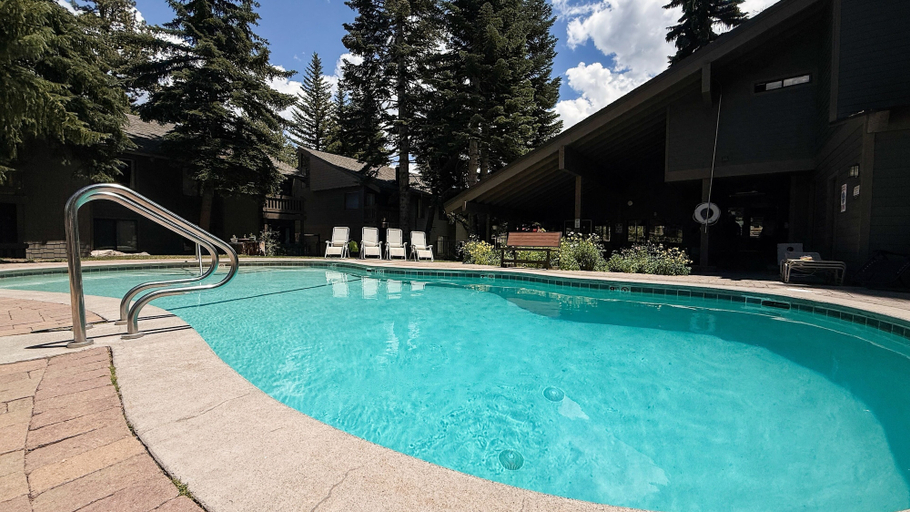 Pool 3, Seasons 4 #104 2 Bedroom Condo, Mono