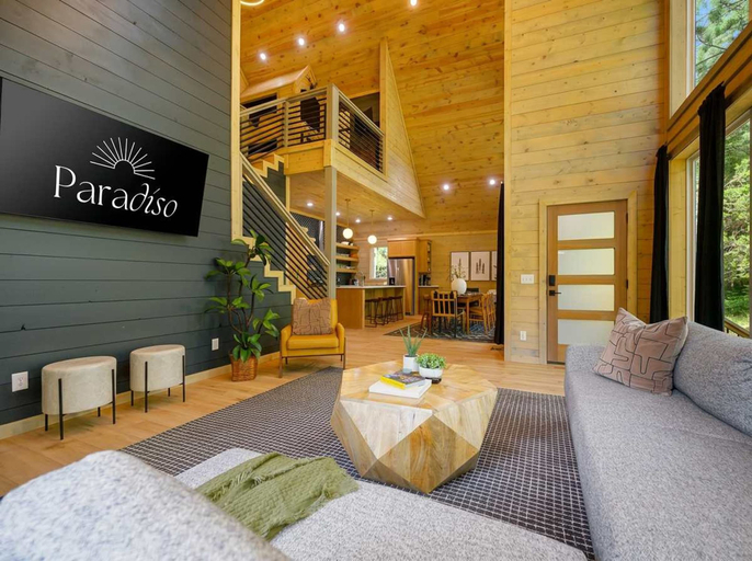 Room 2, Hoch-a-frame Sauna Hot Tub Broken Bow Pines, McCurtain