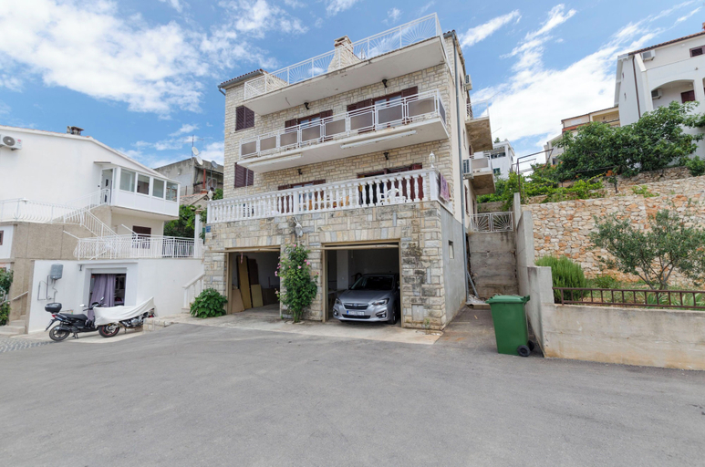 Exterior & Views, Apartments Dusan, Primošten