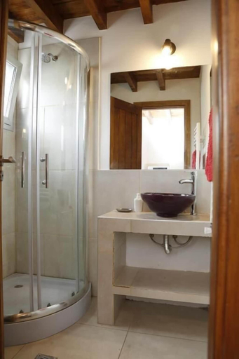 Bathroom 4, Meraki Lofts, Lago Argentino