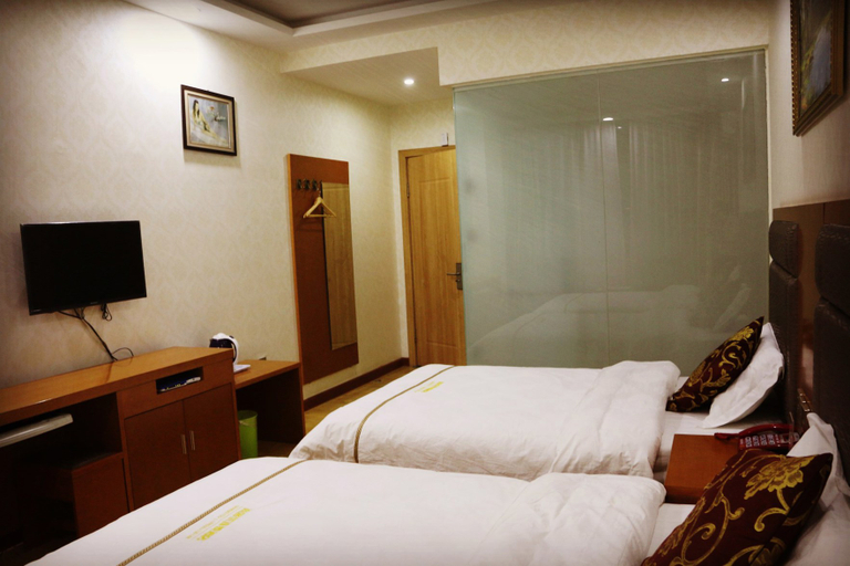 Bedroom 2, Thank Hotel Shaanxi Yulin Yuyang District Railway Station, Yulin