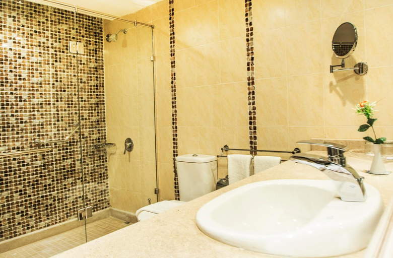 Bathroom 5, Old Vic Sharm Resort, Sharm el-Sheikh