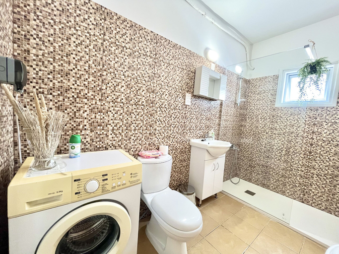 Room 5, 38 AN - Stay Malanda Sun Apartment
