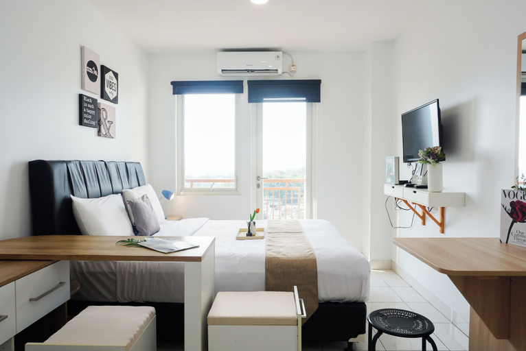 Interior 2, Comfortable Living Studio At Apartment Sentul Tower, Bogor