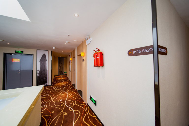 Bedroom 2, 7 Days Premium Hotel Zhaotong Zhenxiong, Zhaotong