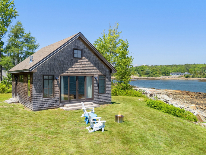 Exterior 2, Aril Cottage-waterfront Escape With Ocean Views, Hancock