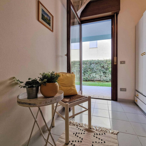 Interior 3, Beachside Getaway Flat for six, Venezia