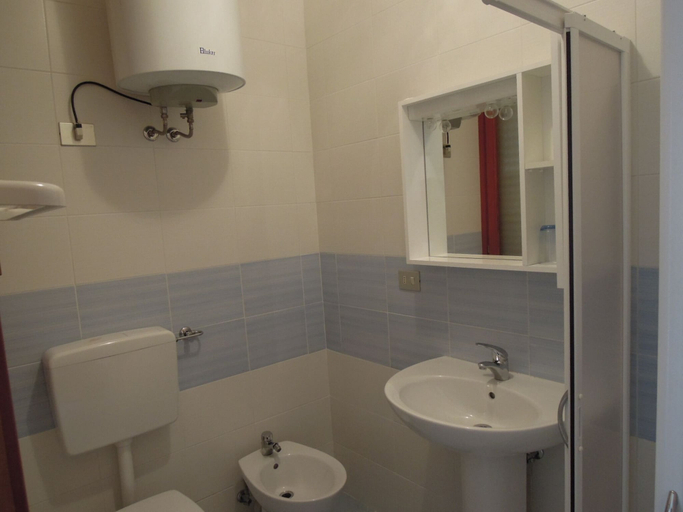 Others 3, Adorable Flat With Large Terrace Overlooking the sea, Venezia